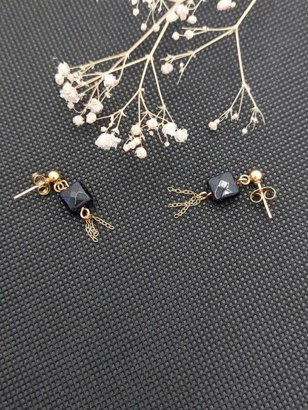 boucles d'oreilles de petites tailles