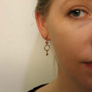 bOUCLES D'OREILLES FINE ET LEGERE