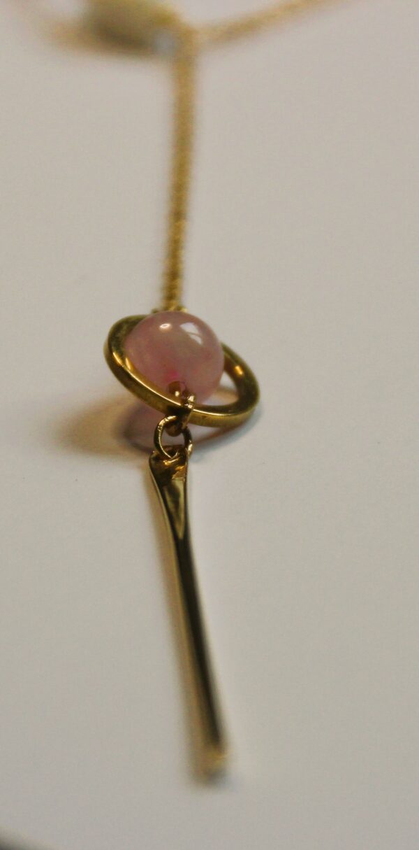 quartz rose pale et rond