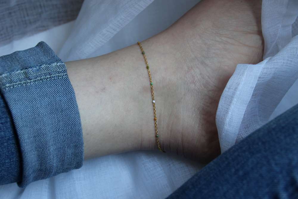 BRACELET CHEVILLE PORTE EN VERT