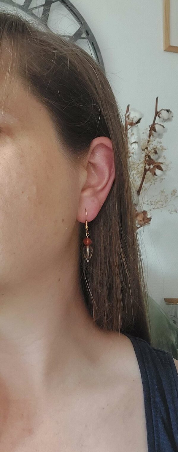 boucles d'oreilles doré porté et légère