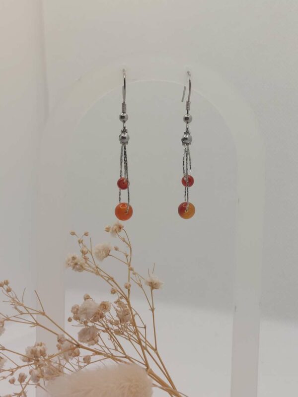 deux perles d'agate orange