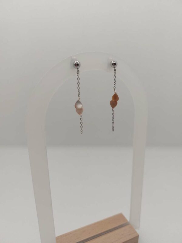 VOUCLES D'OREILLES AVEC CHAISE ET PERLE