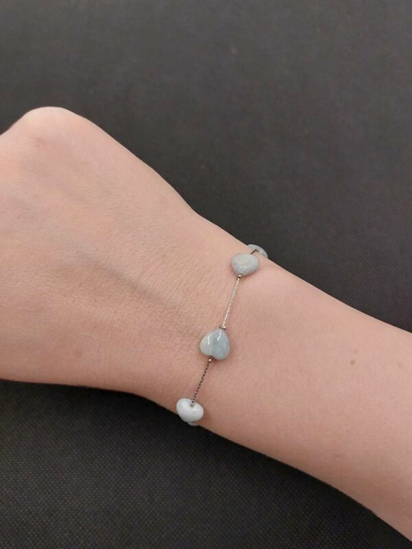 BRACELET AVEC PIERRE EN FORME DE COEUR