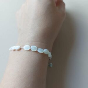 bracelet argenté avec nacre