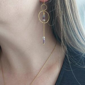 boucles d'oreilles longueet pendante