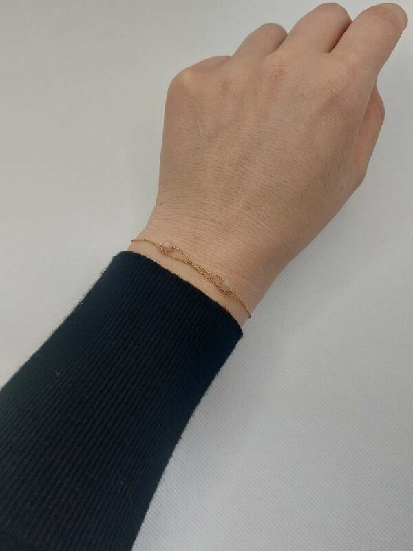 bracelet avec 2 perles de pierre de lune