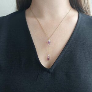collier Y plongeant