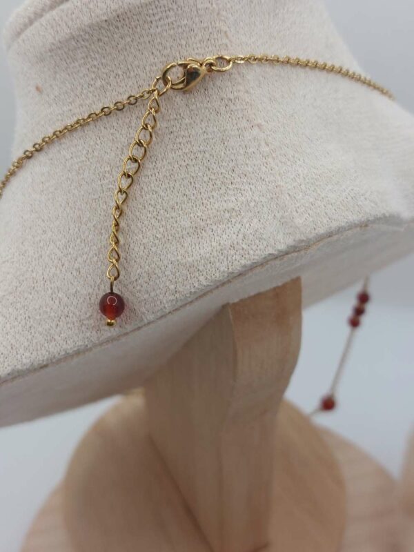 chaine de rallonge et finition en perles de cornaline