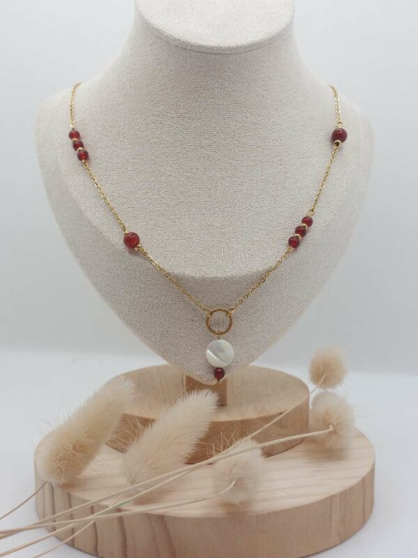 collier long en cornaline et nacre