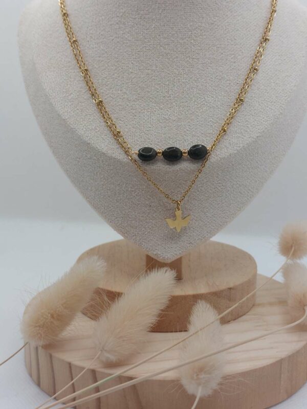 collier avec colombe