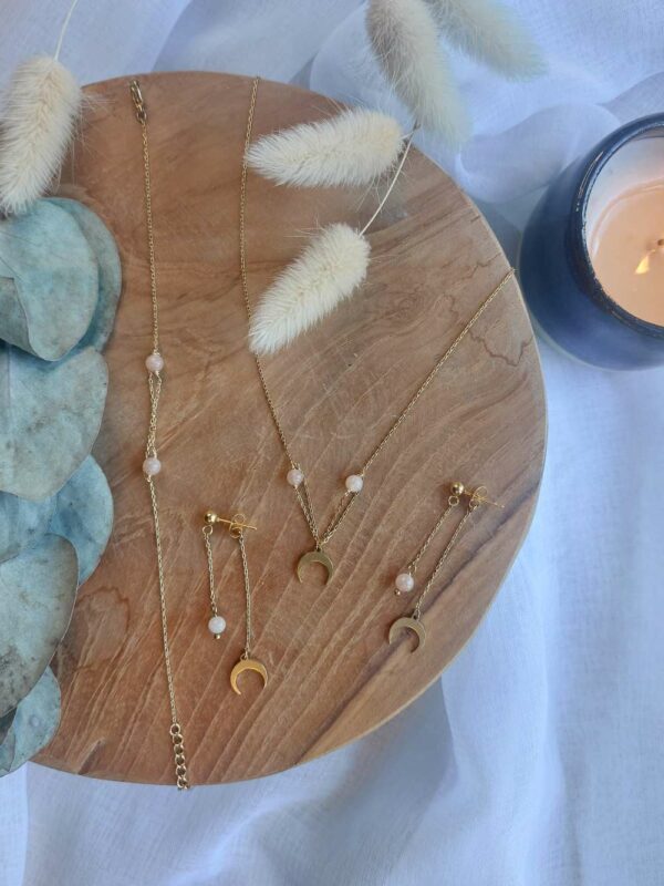 ensemble collier, bracelet, boucles d'oreilles en pierre de lune