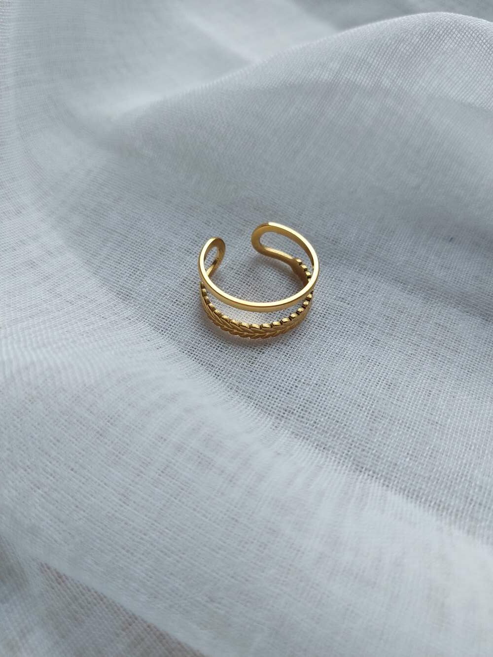 bague avec rang lisse et rang épis