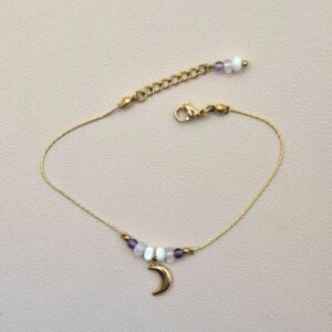 Bracelet fin avec améthyste nacre et cristal au centre une lune