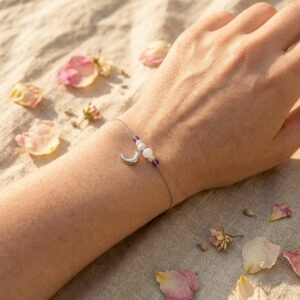 Bracelet avec lune argenté, améthyste, cristal de roche et nacre