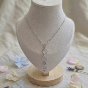 Collier plongeant avec labradorite, améthyste et quartz rose