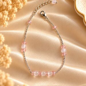 bracelet argenté fait main avec des pierres naturelles rose pale