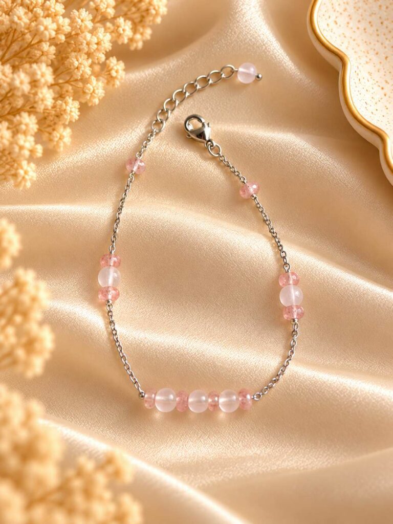 bracelet argenté fait main avec des pierres naturelles rose pale